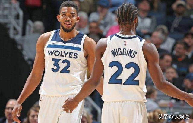 负评更易被 负评更易被